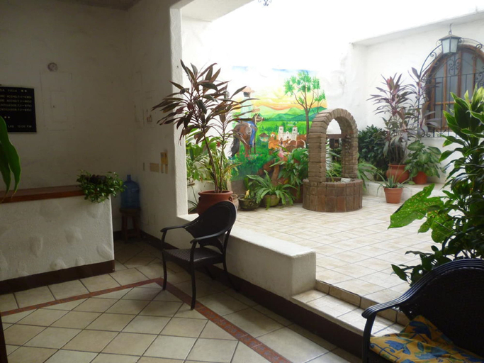Others 5, Casa Vieja, Dist. Pochutla