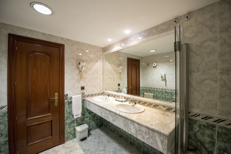 Bathroom 4, Crisol Almirante, A Coruña