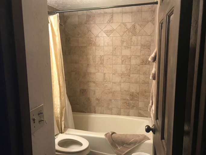 Bathroom 4, North Wind Condo, Colfax