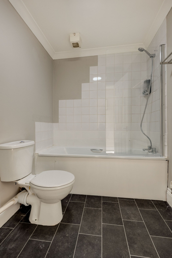 Bathroom 3, Beach Comber, East Sussex