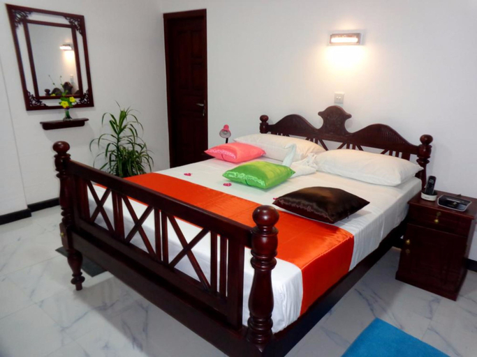Bedroom 3, Hotel Italia, Ambalangoda