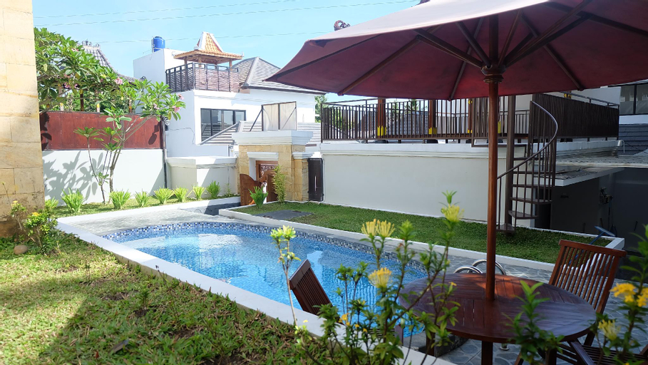 Villa Syariah Grand Bale with Private Pool by Simply Homy, Bantul