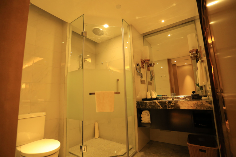 Bathroom 3, Ramada Yiyang Taojiang, Yiyang
