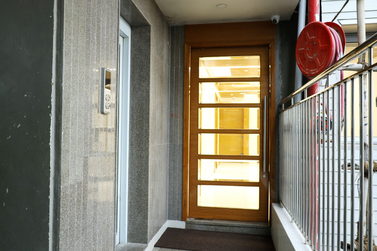 Others 5, Hotel Tulsi, Surat