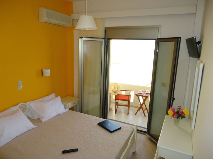 Bedroom 3, Almyra Apartments, Crete