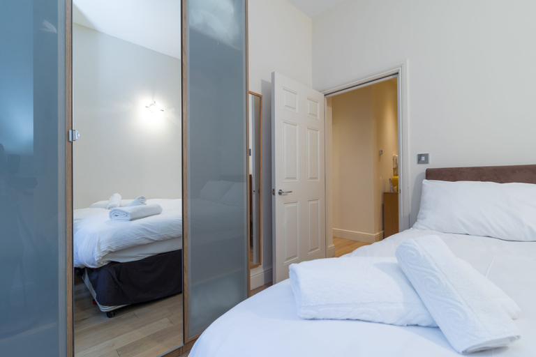 Bedroom 3, Covent Garden by Austin David Apartments, London