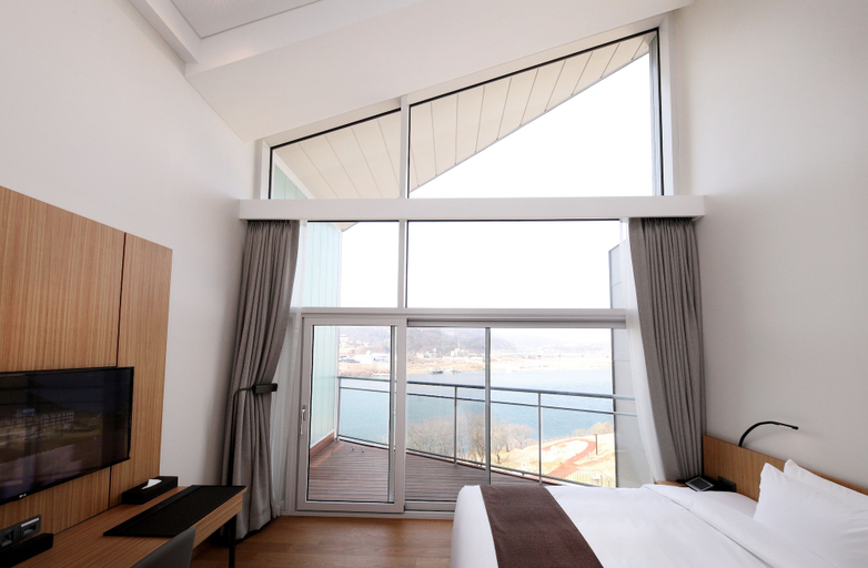 Bedroom 3, Midas Hotel & Resort, Gapyeong