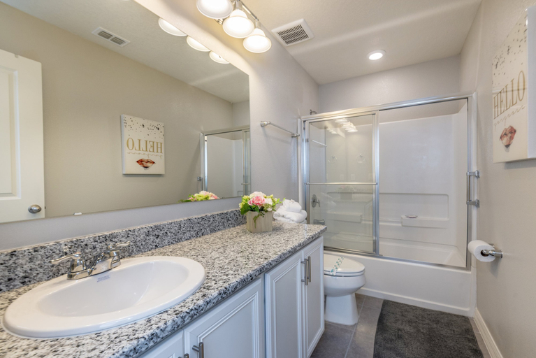 Bathroom 3, 5153ad Amazing Compass Baytown Home Sleeps 10, Osceola