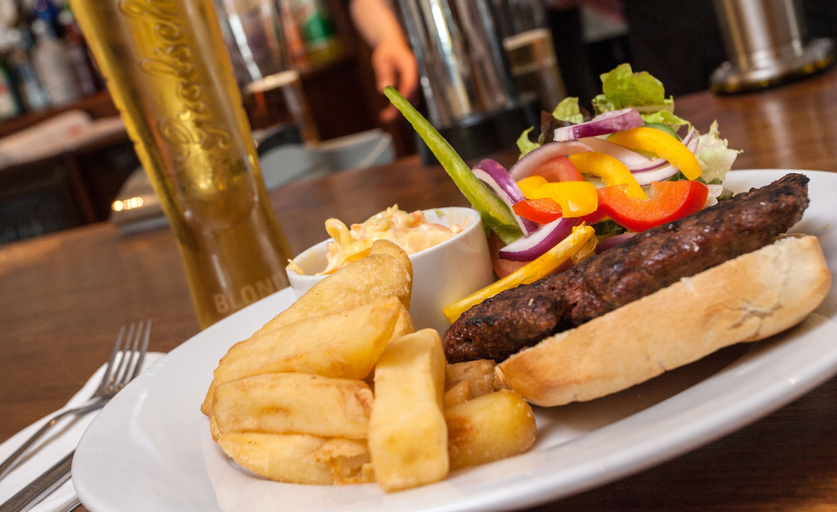 Food & Drinks