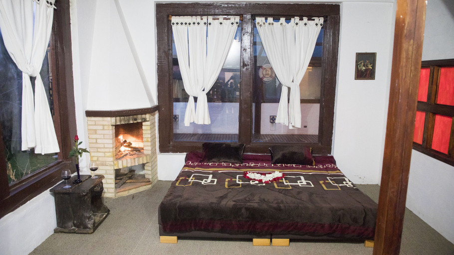 Bedroom 2, Casa Pernia, La Calera
