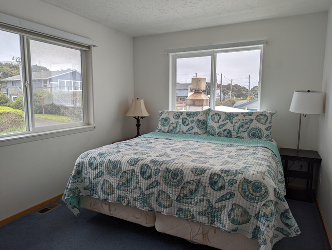 Bedroom 3, Oceans Song, Lincoln