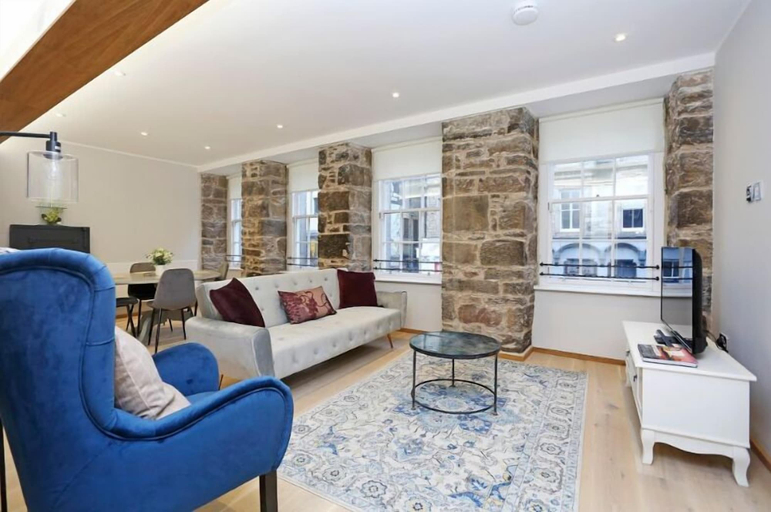 Others 5, JOIVY Renovated Hidden Gem on the Historic Royal Mile, Edinburgh