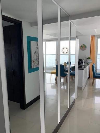 Others 3, Palmetto Eliptic 2301, Cartagena de Indias