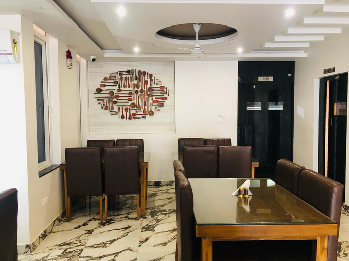 Food & Drinks 4, Treebo Premium Raffis' Andalusia Bay Way, Puducherry
