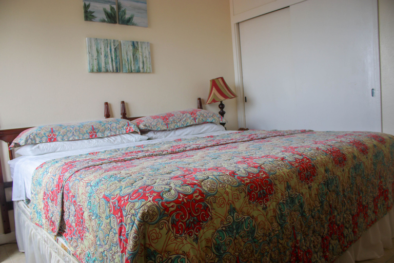 Bedroom 2, Green Island Beach 43C - Turtle Tower