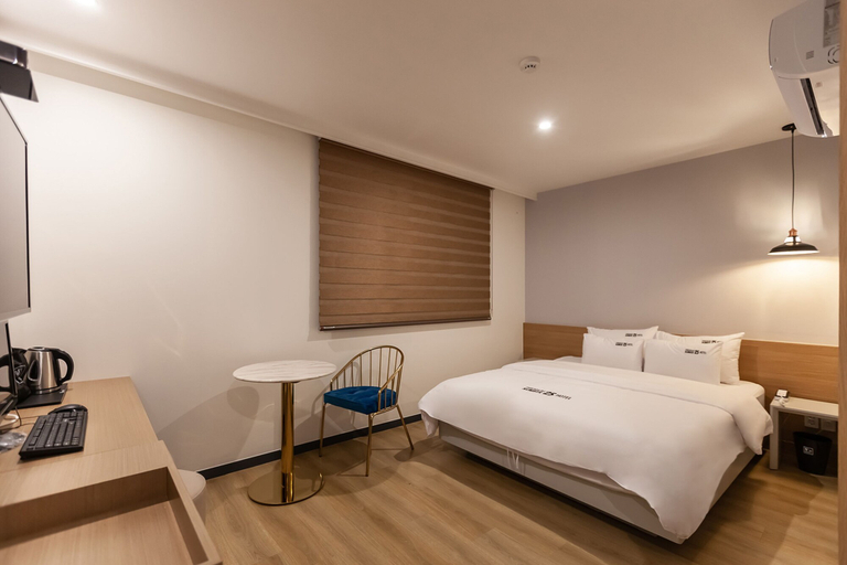 Bedroom 2, No.25 Hotel Seomyeon Station, Busanjin