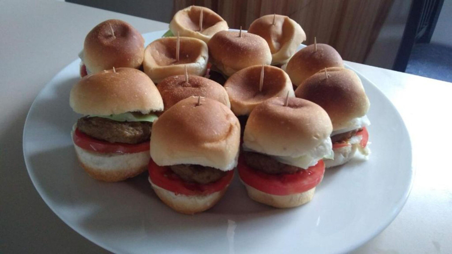 Food & Drinks 5, Stay.Plus Hurlingham B&B Suite, Kibra