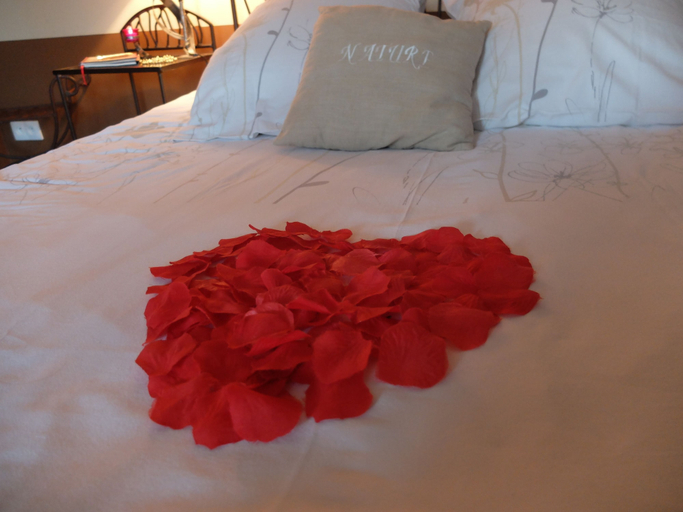 Bedroom 3, Une Parenthèse pour Deux, Bouches-du-Rhône