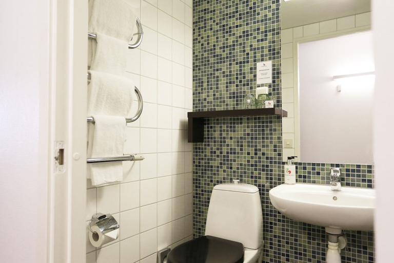 Bathroom 3, Good Morning Arlanda, Sigtuna