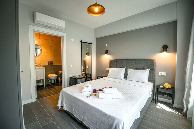 Bedroom 3, İrinikos Otel, Bozcaada