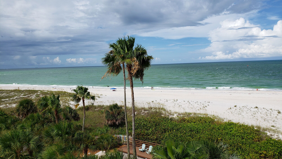 Others 3, Hotel Del-Fino, Pinellas
