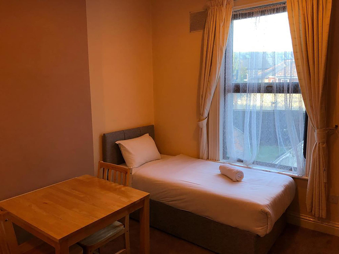 Bedroom 3, North Circular Studios 2, Dublin