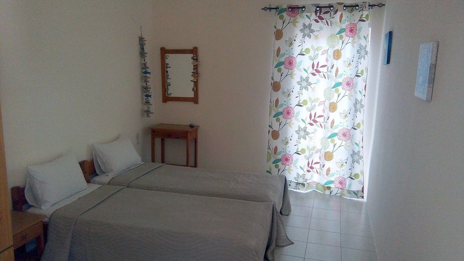 Bedroom 4, Andysgardens, Crete