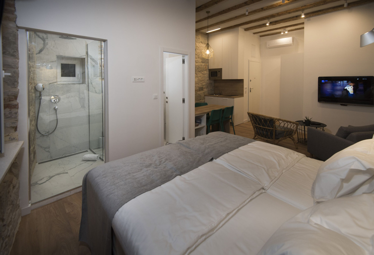Bedroom 2, Emarconi history&luxury in Split center, Split
