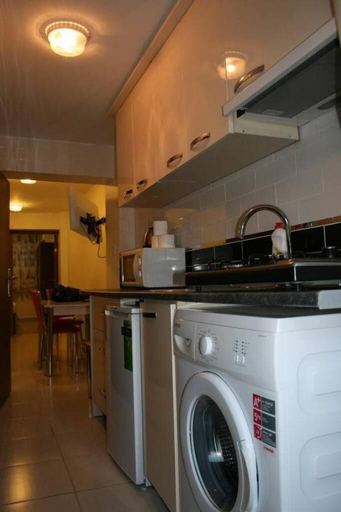 Others 4, Mete Apartments, Fatih