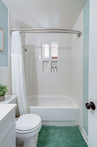 Bathroom 4, Cozy Escape, Davidson