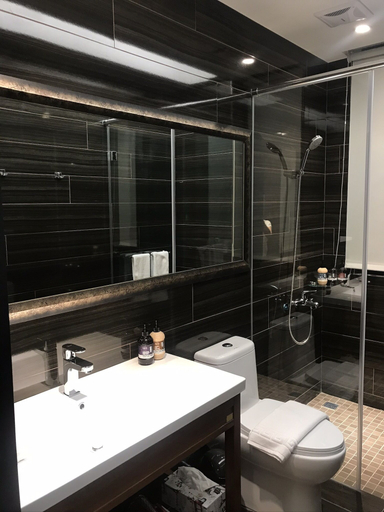 Bathroom, Tower Lover, Penghu