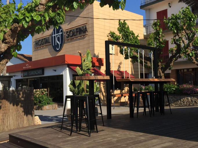 Exterior & Views 2, Hostal Solfina, Barcelona