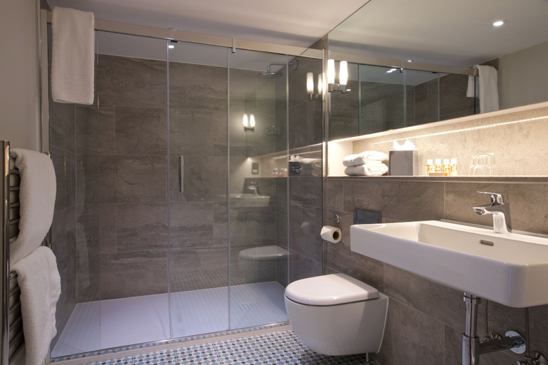 Bathroom 5, 54 Queens Gate Hotel, London