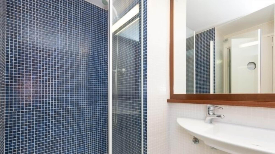 Bathroom, Apartamento Soliverd, Girona