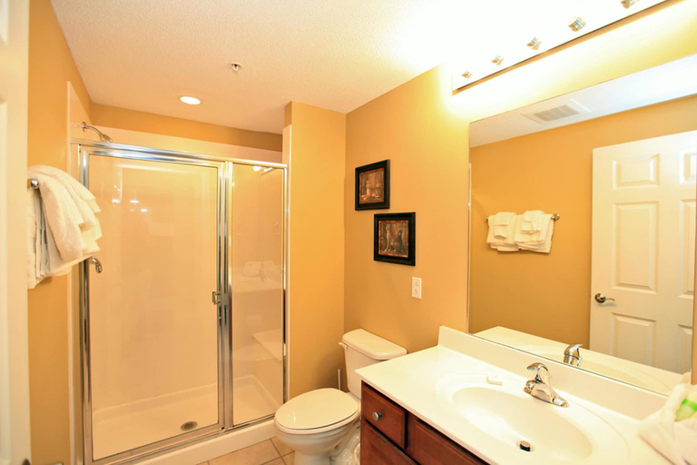 Bathroom 3, Seychelles Beach Resort by Panhandle Getaways, Bay