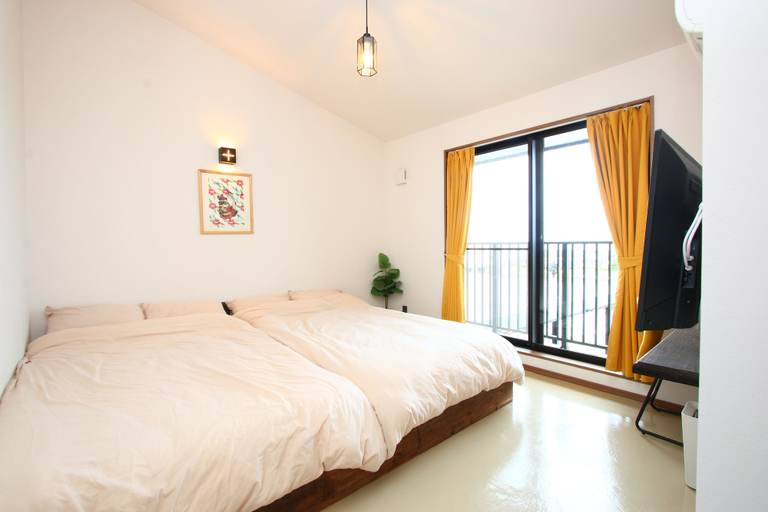 Bedroom 2, Marnix Classic Harborview Pension, Yaese