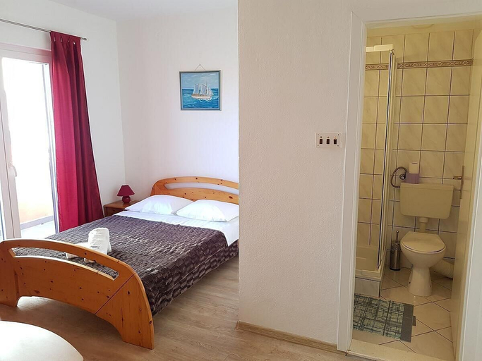 Bedroom 2, Spacious Apartment Neda, Pakoštane