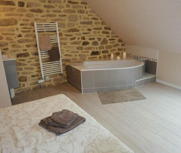 Bathroom 3, Espace Acu-Nature, Finistère