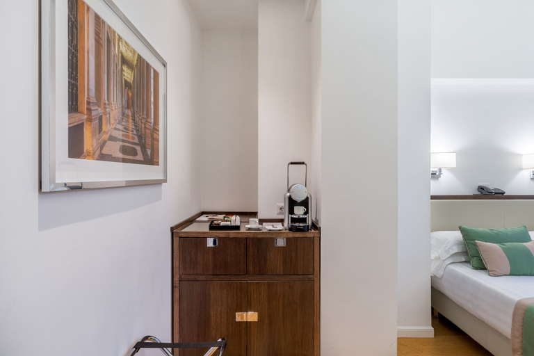Bedroom 4, Les Diamants Spanish Steps Suite, Rome