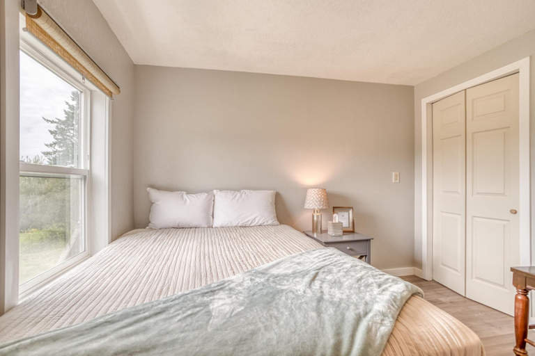 Bedroom 3, Nehalem House, Tillamook