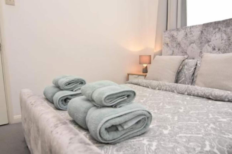 Bedroom 3, Cozy Apartment in Camden Town, London
