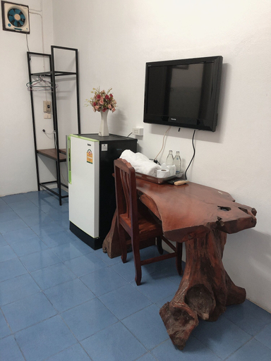 Others 5, Palm House white building, Muang Mae Hong Son