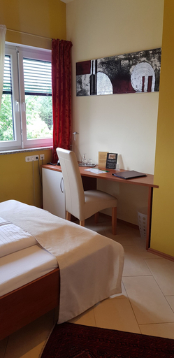 Bedroom 2, Hotel Garni Pölzl, Deutschlandsberg
