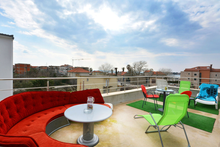 Others 5, Luxury Apartment Mio, Podstrana