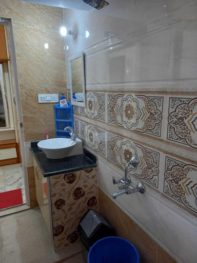 Bathroom 4, LakeBreeze By Sunrise, Nainital