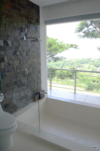Bathroom 3, Villa L2, Lombok
