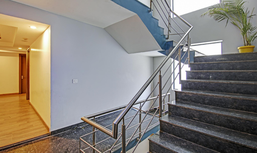 Public Area 2, Treebo Ahinsa Residency Sohna Road, Gurgaon