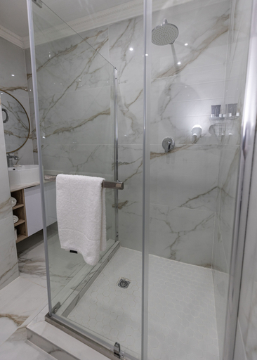 Bathroom 4, Caribbean Estates - 35 Montego Bay, Ugu