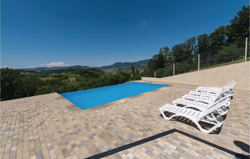 Sport & Beauty 4, Awesome Home in Lepajci w/ Sauna, Wifi and 3 Bedrooms, Sveti Križ Začretje