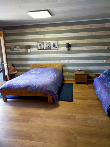Bedroom 5, Le Clos du Clocher, Somme